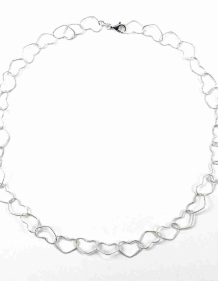 Lănțișor din argint cu inimioare intersectate